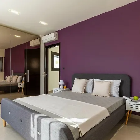 Villa La Luna Tsairi